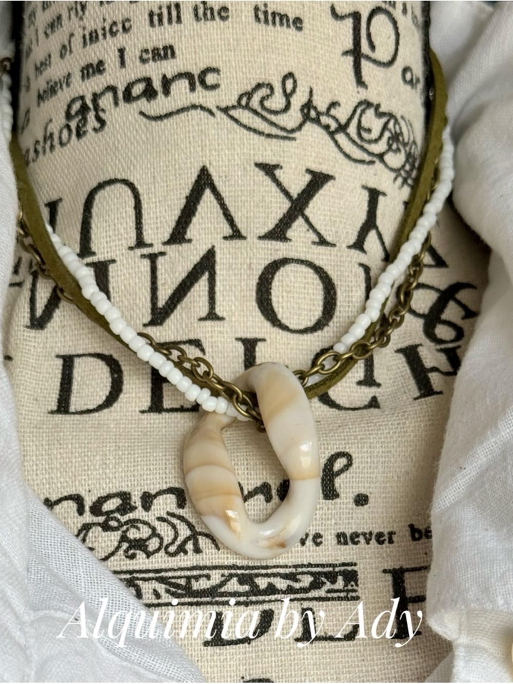 Alquimia by Ady Cream Shell-Link Layered Necklace - Picture 4 of 4